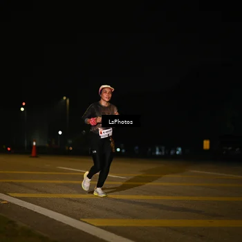 Runner Photo 7561453