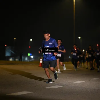 Runner Photo 7561473