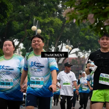 Runner Photo 7561511