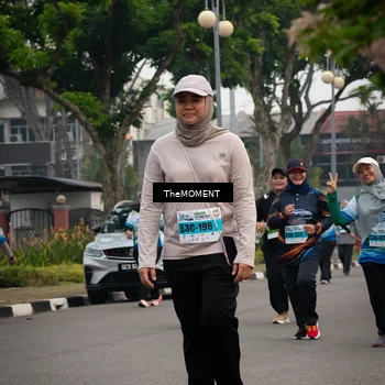 Runner Photo 7561536