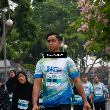 Runner Photo 7561621