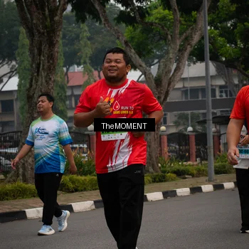 Runner Photo 7561642