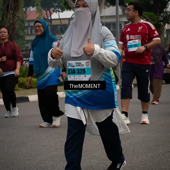 Runner Photo 7561700
