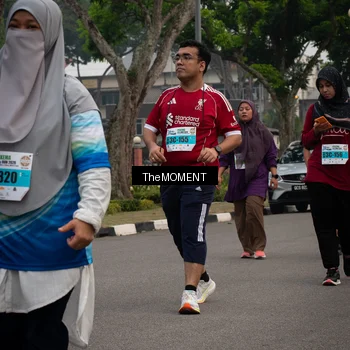 Runner Photo 7561702