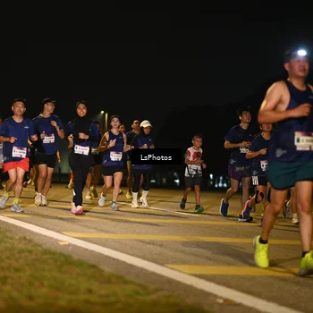 Runner Photo 7561718