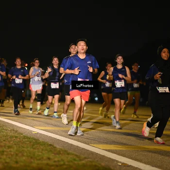 Runner Photo 7561725