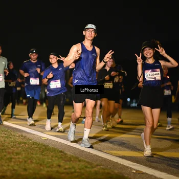 Runner Photo 7561748