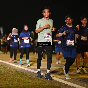 Runner Photo 7561756