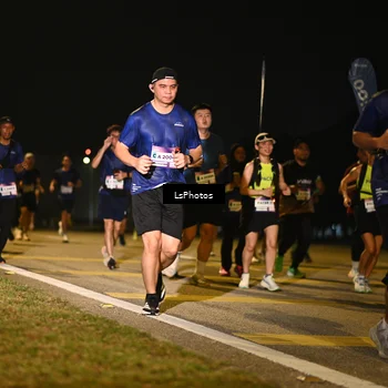 Runner Photo 7561778