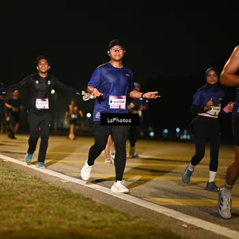 Runner Photo 7561789