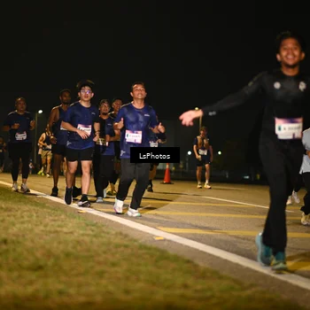 Runner Photo 7561794