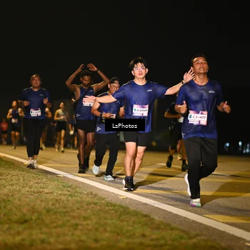 Runner Photo 7561798