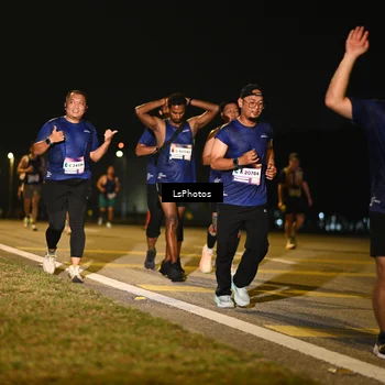 Runner Photo 7561803