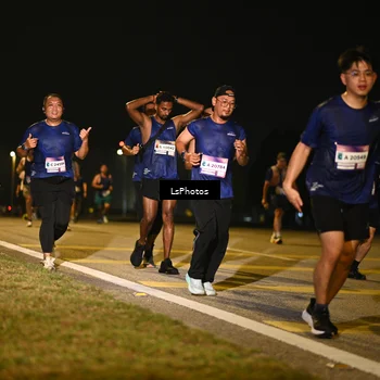 Runner Photo 7561804