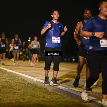 Runner Photo 7561810