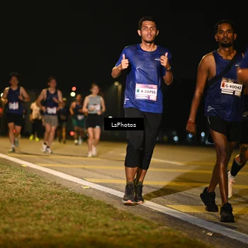 Runner Photo 7561811