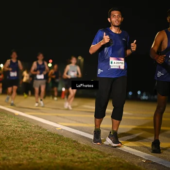 Runner Photo 7561812
