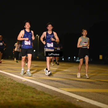Runner Photo 7561814