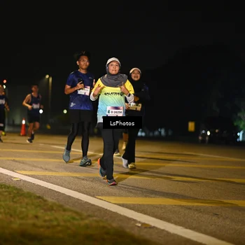 Runner Photo 7561831