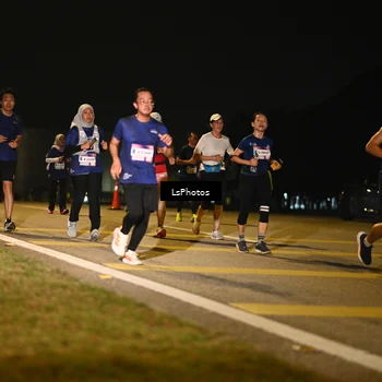 Runner Photo 7561843