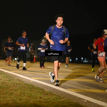 Runner Photo 7561852