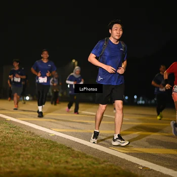 Runner Photo 7561854
