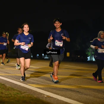 Runner Photo 7561863
