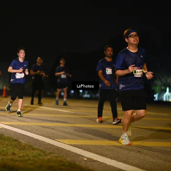 Runner Photo 7561876