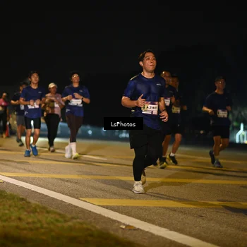 Runner Photo 7561883