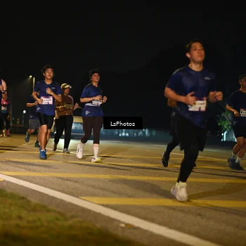 Runner Photo 7561885