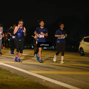 Runner Photo 7561887