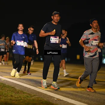 Runner Photo 7561897