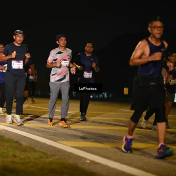 Runner Photo 7561910