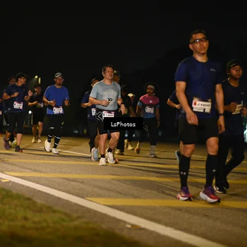 Runner Photo 7561914