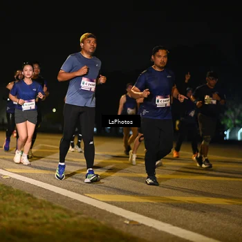 Runner Photo 7561940