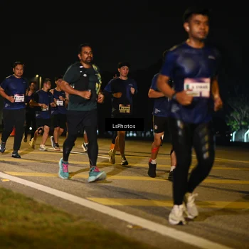 Runner Photo 7561941