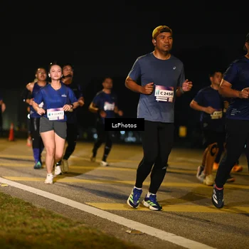 Runner Photo 7561947