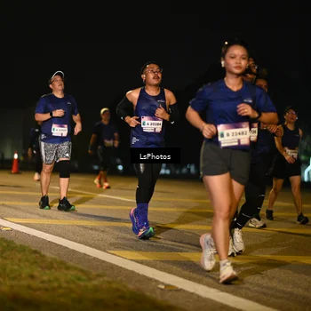 Runner Photo 7561949