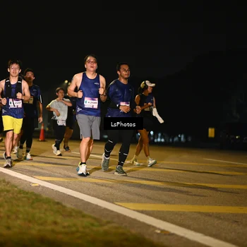 Runner Photo 7561954