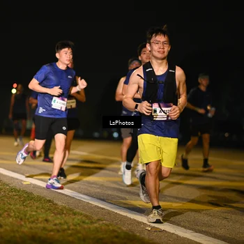 Runner Photo 7561971
