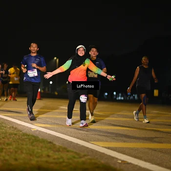 Runner Photo 7561973