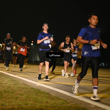 Runner Photo 7561987