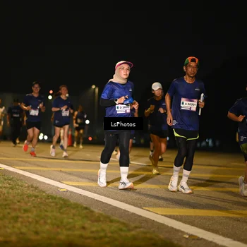 Runner Photo 7562013