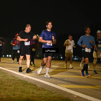 Runner Photo 7562015