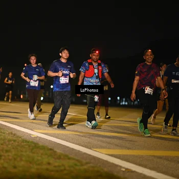Runner Photo 7562022