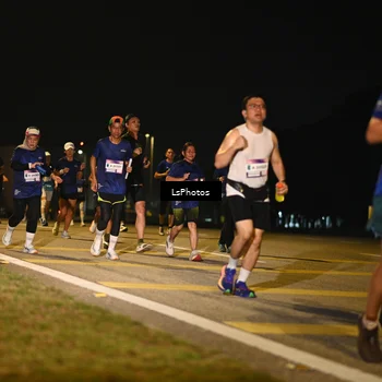 Runner Photo 7562023
