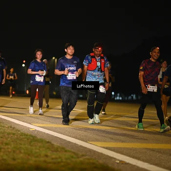 Runner Photo 7562025