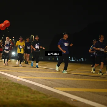 Runner Photo 7562042
