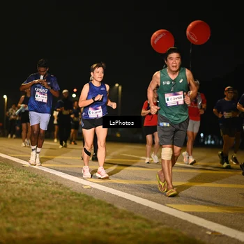 Runner Photo 7562046