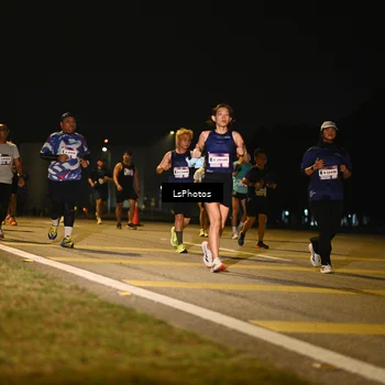 Runner Photo 7562060